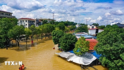 ការទប់ស្កាត់ការហៀរទឹកក្នុងគ្រាអាសន្ននៃទំនប់ Ha Chau ការឆ្លើយតបនឹងទឹកជំនន់នៅទន្លេ Cau ក្នុងខេត្ត Thai Nguyen