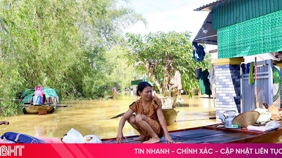 Het ontvangen van internationale hulp om de mensen van Ha Tinh te ondersteunen die getroffen zijn door natuurrampen