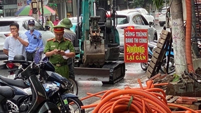 Hai Phong: Építési védelmi intézkedések alkalmazása építési terület bontásához használt kotrógépek esetében