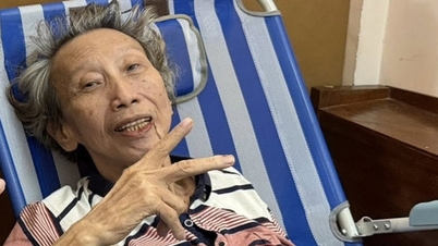 Musician, People's Artist The Hien is in a critical coma.