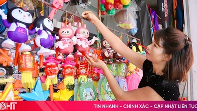 Thị trường đồ chơi Trung thu sôi động, đa dạng mẫu mã