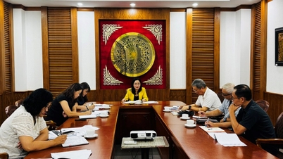 បង្កើត​ការ​យល់​ឃើញ​ក្នុង​យុគសម័យ​ថ្មី។
