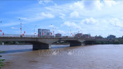Hung Yen ចេញ​ការ​ជូន​ដំណឹង​អំពី​ទន្លេ