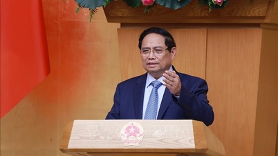 Prime Minister Pham Minh Chinh chaired a meeting on the operation of two-level local government.
