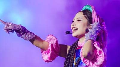 Phuong My Chi is the most influential, national concerts dominate the August chart