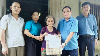 ចុះសួរសុខទុក្ខ និងលើកទឹកចិត្តមនុស្សចាស់ ក្នុងឱកាសទិវាមនុស្សចាស់អន្តរជាតិ ១ តុលា