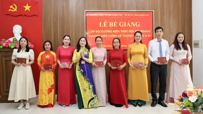 ពិធីបិទវគ្គបណ្តុះបណ្តាល លើកទី៣៤ សម្រាប់មន្ត្រីជំនាញជាន់ខ្ពស់ និងមុខតំណែងដែលមានតម្លៃស្មើ