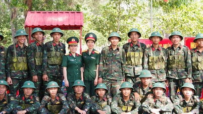 សហភាពនារីនៃកងវរសេនាធំទី 4: ជាចំណុចភ្លឺនៅក្នុងការងាររបស់សហភាពនិងការងាររបស់ស្ត្រីយោធា
