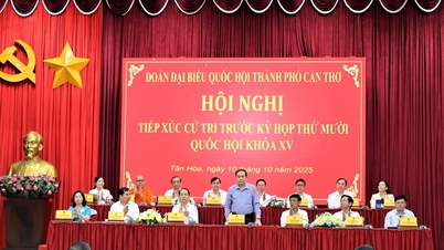 Chủ tịch Quốc hội Trần Thanh Mẫn tiếp xúc cử tri tại xã Tân Hòa, thành phố Cần Thơ