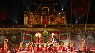 Eröffnungsabend des ersten Weltkulturfestivals in Hanoi: Verspricht ein besonderes kulturelles und künstlerisches Programm