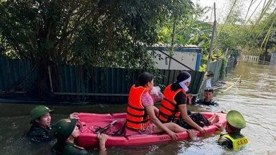 Xã Sóc Sơn huy động hơn 500 lượt người ứng cứu và hỗ trợ người dân vùng lũ