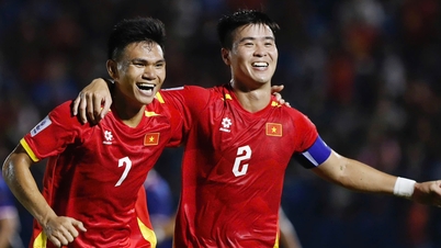 Tuyển Việt Nam: Vì đâu mà HLV Kim Sang Sik vất vả?