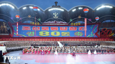 총비서, 조선노동당 창건 80주년 기념 군사 퍼레이드 참석