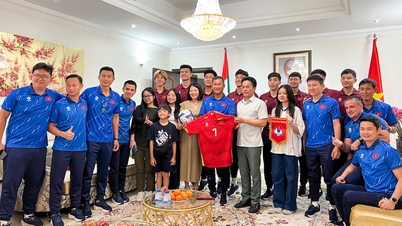 Vietnam Sub-23 se muestra "energizado" en el viaje de entrenamiento a los Emiratos Árabes Unidos
