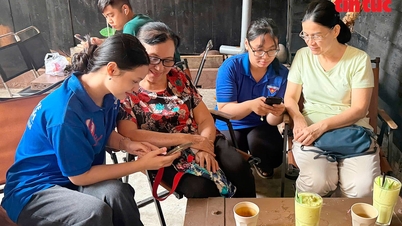 Lan tỏa phong trào ‘Bình dân học vụ số’ tại địa bàn dân cư