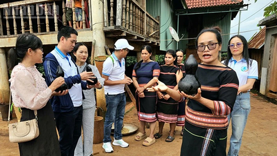 ស្ត្រី Jrai បំភ្លឺទេសចរណ៍សហគមន៍ពីអត្តសញ្ញាណវប្បធម៌