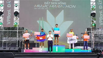 Cérémonie de remise des prix du VPBank Dat Sen Hong Music Marathon 2025