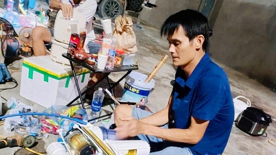 Hơn 2.000 thiết bị điện được sửa chữa miễn phí giúp người dân vùng lũ ổn định cuộc sống