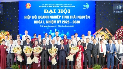 Thư chúc mừng nhân Ngày Doanh nhân Việt Nam (13-10)