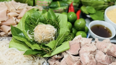 Die erste Spezialität war beim Fest in Ninh Binh ausverkauft, die Gäste lobten sie als köstlich und kauften sie als Geschenk