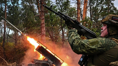 Rusland voerde een afleidingsmanoeuvre uit en trok massaal Dnjepropetrovsk binnen.