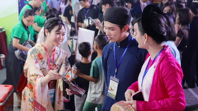 Hơn 1 triệu lượt khách trải nghiệm Lễ hội Văn hóa Thế giới tại Hà Nội