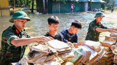 ແບ່ງປັນກັບປະຊາຊົນໃນເຂດປະສົບໄພນໍ້າຖ້ວມ