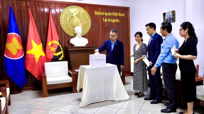 Vietnamesische Botschaft in Angola spendet, um Menschen bei der Bewältigung von Sturm und Überschwemmung zu unterstützen