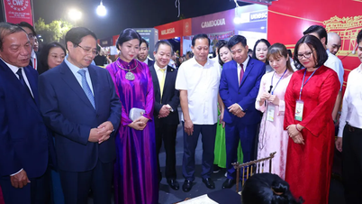 T&T Group and SHB join hands to connect and spread the quintessence of Vietnamese culture at the World Cultural Festival