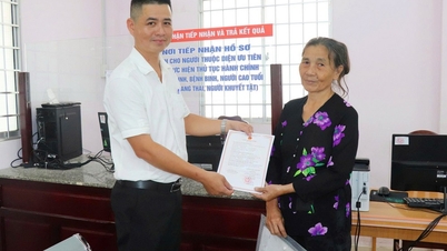 Chau Thanh främjar administrativ reform och förbättrar serviceandan