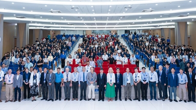 Nhà khoa học quốc tế và Việt Nam chia sẻ các thành tựu của Vật lý