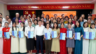 ការផ្ទេរបុគ្គលិកធំបំផុតមិនធ្លាប់មាននៅក្នុងវិស័យអប់រំនៅទីក្រុង Hue