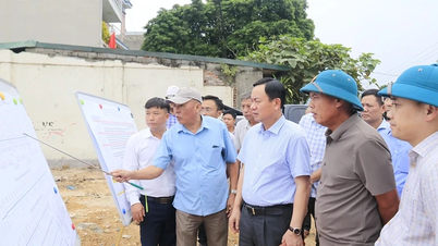 Kiểm tra tiến độ dự án Đường liên kết vùng khu vực Hoà Bình