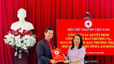 Herr Nguyen Quang Minh ist Vorsitzender der Lam Dong Red Cross Society