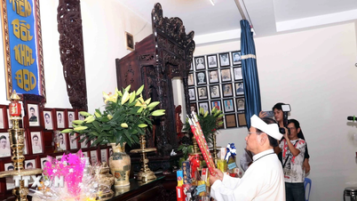 Upacara besar untuk merayakan ulang tahun ke-100 berdirinya agama Cao Dai