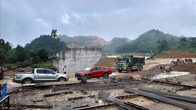 Beseitigung von Hindernissen für das Schnellstraßenprojekt Hoa Binh – Moc Chau