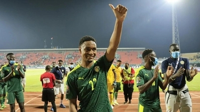 رئيس الفيفا يشيد بالفريق الصغير الذي حصد بطاقة التأهل لكأس العالم