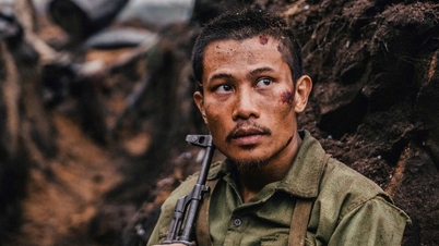 Projection du film « Red Rain » dans le cadre de la série d'événements « Résumé de 50 ans de littérature et d'art de Hô Chi Minh-Ville »