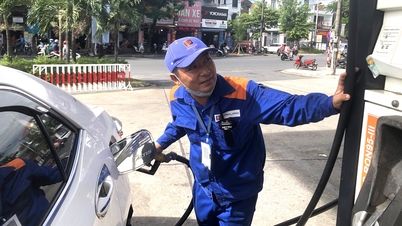 Preços da gasolina aumentam e preços do petróleo diminuem a partir das 15h do dia 16 de outubro