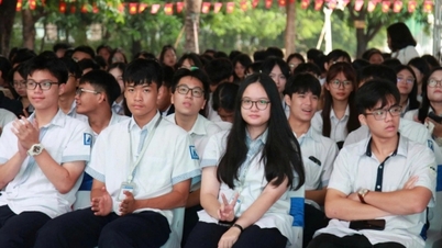 34 oradores da turma no Exame de Excelência para Alunos de Hanói de 2025