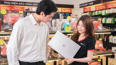 ซื้อโน๊ตบุ๊คราคาดีปลายปี