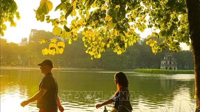 Pesona musim gugur di Hanoi