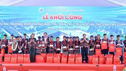 Perdana Menteri Pham Minh Chinh menghadiri upacara peletakan batu pertama pembangunan sekolah di wilayah perbatasan Tay Giang (Da Nang).