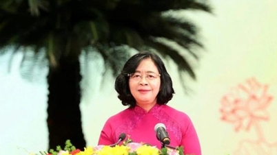 Mevrouw Bui Thi Minh Hoai werd verkozen tot het Uitvoerend Comité van het Partijcomité van Hanoi, termijn 18, met het hoogste aantal stemmen.