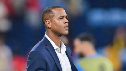 Reaktion von Trainer Kluivert nach der Entlassung durch den indonesischen Fußballverband