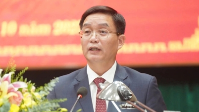 Bapak Nguyen Dinh Trung menjabat sebagai Sekretaris Komite Partai Kota Hue