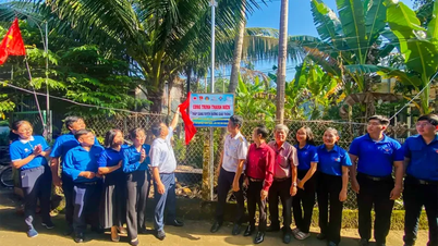 Khánh thành công trình “Thắp sáng tuyến đường giao thông”