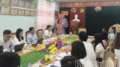 Cán bộ Bảo hiểm tiền gửi Việt Nam: Vững chuyên môn, sáng đạo đức