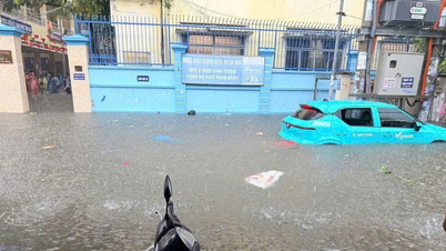 Las escuelas están profundamente inundadas, Khanh Hoa permite a los estudiantes quedarse en casa sin ir a la escuela