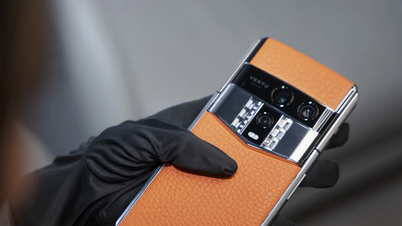 Vertu เปิดตัว Agent Q สมาร์ทโฟนที่ได้รับแรงบันดาลใจจาก Gyrfalcon